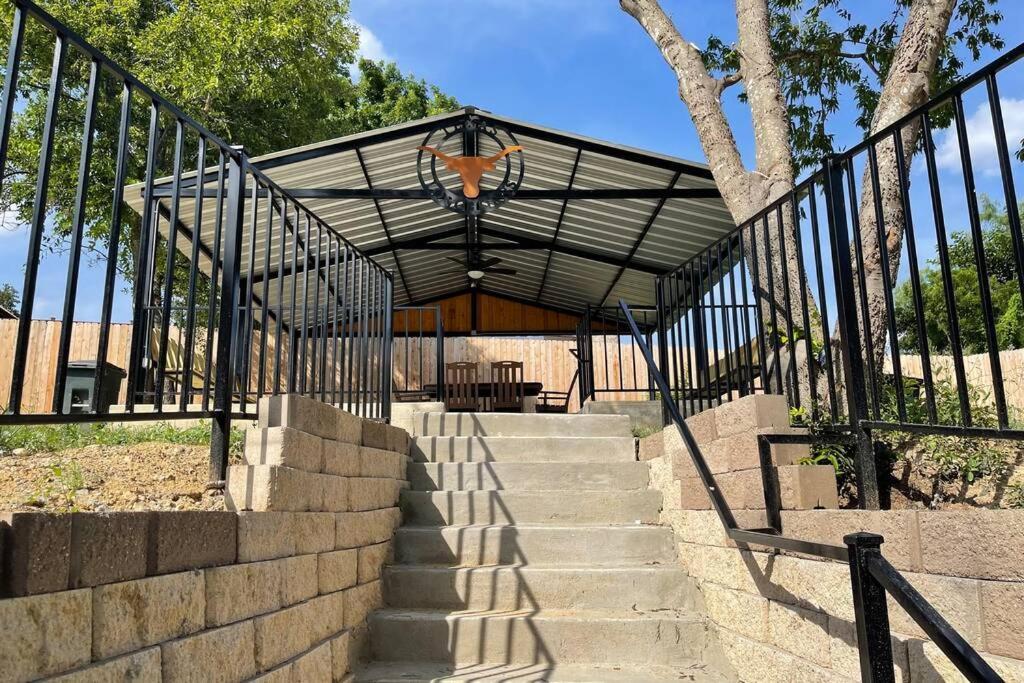 Cyc Eclectic Back House With Bbq Gazebo Villa San Antonio Ngoại thất bức ảnh